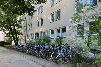 Bicycle parking in front of the dormitory